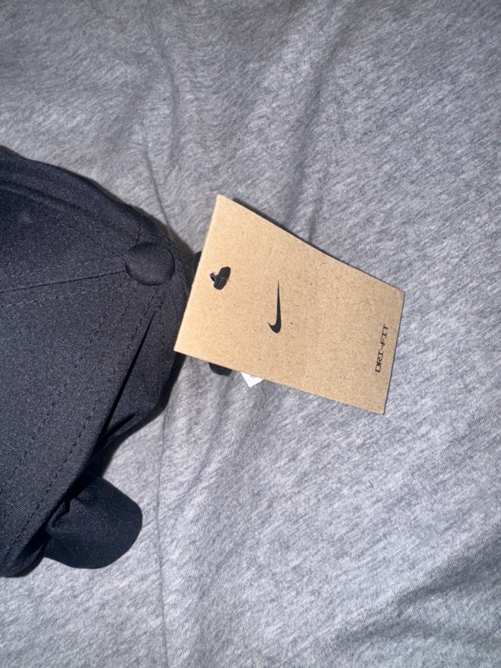 BRAND NEWNike Black Cap with Light Gray Embroidered Mickey - Picture 2 of 6